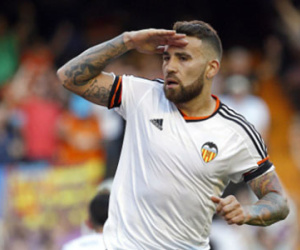 Man City đánh bại Man Utd, chốt mua Otamendi