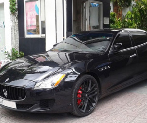 Maserati Quattroporte S Q4 đầu tiên ra biển