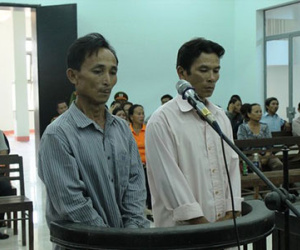 Vụ công an xã đánh chết học sinh: 2 người thân hưởng án treo