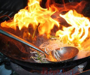 Điều gì trong bếp gây ung thư?
