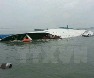 Hàn Quốc bắt đầu triển khai trục vớt phà chở khách Sewol