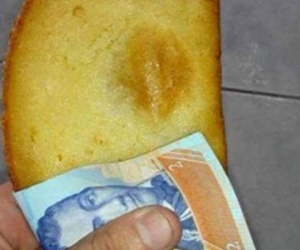 Người Venezuela dùng tiền làm giấy ăn