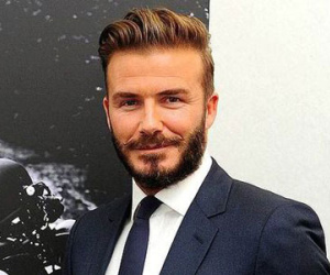 Từ mặt chị gái, Beckham bị tố “đạo đức giả”