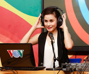Một ngày tất bật của nữ MC "365 ngày hạnh phúc"