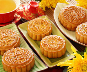 Những người không nên ăn bánh trung thu