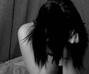 Ở nhà một mình, thiếu nữ 16 tuổi bị kẻ xấu giở trò đồi bại