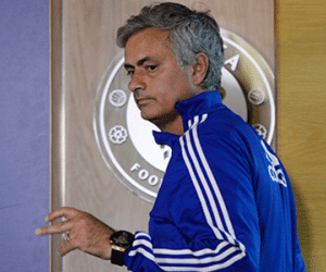 Mourinho: "Chỉ ăn mừng nếu Chelsea thua"