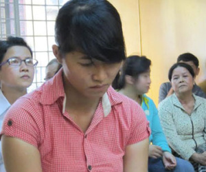 Đâm chết chồng vì bị nghi giấu tiền riêng