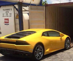 "Đập thùng" siêu xe Lamborghini Huracan thứ 3 về Việt Nam