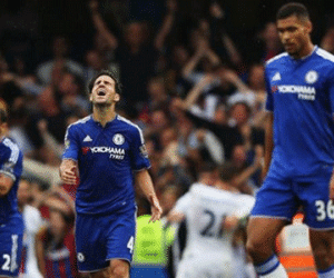 Mourinho: "Tôi chỉ có thể tự trách mình vì không thay 2 hoặc 3 người đã chơi quá tệ"