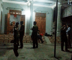 Thiếu phụ chết trong nhà tắm với nhiều vết chém