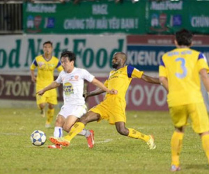 V-League: Bi hài kịch trong ván cờ tàn