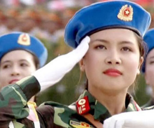 Nữ quân y đeo quân hàm Trung tá chỉ mang tính tượng trưng