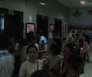 Hà Nội: Cháy trạm điện chung cư, hàng nghìn người dân tháo chạy trong đêm