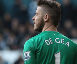 Chủ tịch Real: "Man Utd quá non nớt trên sàn chuyển nhượng"