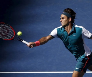 Federer khẳng định sức mạnh, tiến vào vòng bốn