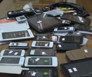 Cảnh sát 141 bắt hàng chục điện thoại iPhone 5 giá...2 triệu