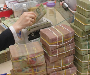 Ngân hàng rục rịch tăng lãi suất