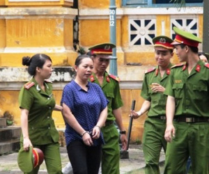 20 năm tù cho nữ Việt kiều giấu ma túy trong "vùng kín"
