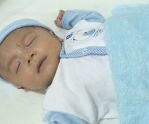Bé trai bị đâm xuyên não hồi phục ngoài mong đợi