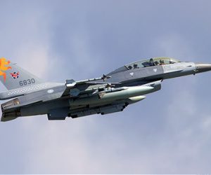 [INFOGRAPHIC] Biến thể F-16 có tên gọi "Kinh Quốc hiệu chiến cơ"
