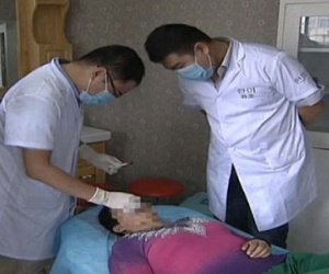 Người vợ kể lại ký ức kinh hoàng khi bị chồng cắn, nuốt mất mũi
