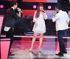 Khán giả "ngã ngửa" vì giọng hát thật của thí sinh Idol, The Voice