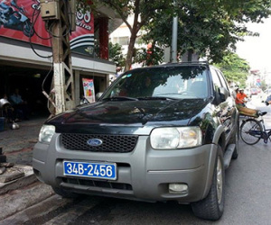 Cảnh sát Hà Nội truy đuổi xe biển xanh Hải Dương