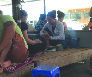 Những khu chợ vùng biên giới và sự sôi động của tín dụng đen