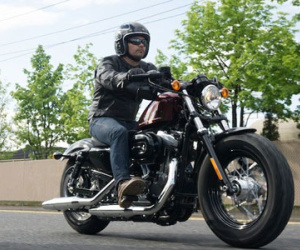 Cặp đôi Harley-Davidson Sportster bất ngờ giảm giá tại Việt Nam