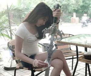 Đối thoại với "người vận chuyển" trong đường dây "hàng nóng"
