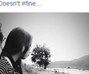 Giới trẻ Việt rộ mốt chia sẻ ảnh "doesn't fine"