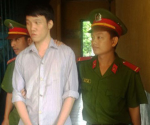 Đòi "yêu" không được, gã trai dọa tung ảnh "nóng" tống tình người yêu nhí