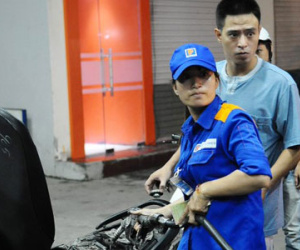 Giá xăng trước áp lực tăng trở lại