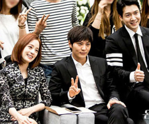 Kim Tae Hee và Joo Won cùng đoàn phim "Yongpal" đến Đà Nẵng