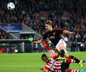 Luke Shaw phải lên bàn mổ lần 2