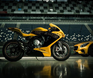 MV Agusta F3 800 hàng độc lấy cảm hứng siêu xe Mercedes