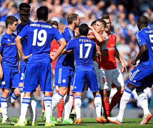 Diego Costa chơi tiểu xảo khiến Arsenal mất người