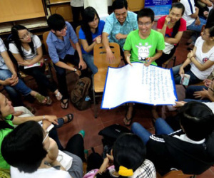 Quẫn trí vì giấc mơ của cha mẹ: Những “cơn sóng” ngầm