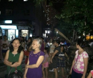 Hà Nội: Lại hỏa hoạn tại chung cư cao tầng, người dân bỏ chạy