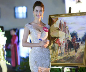Người đẹp HH Hoàn vũ Việt Nam khoe vai thon tại dạ tiệc