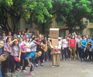 Màn tỏ tình ngọt ngào nhưng cái kết quá "đắng" ở ĐH Thương Mại