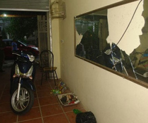 50 cảnh sát vây biệt thự, cứu bé 5 tuổi bị khống chế