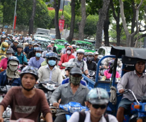 Hạn chế xe trên nhiều tuyến đường TP.HCM