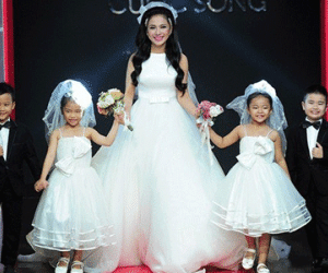 Những "cô dâu" tuổi trung niên của showbiz Việt