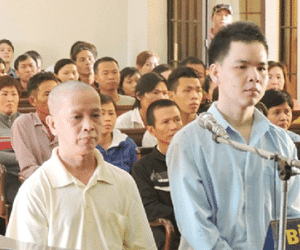 Hai tên hiếp dâm rồi giết nạn nhân đốt xác