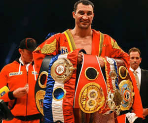 Klitschko đột ngột rút khỏi trận bảo vệ năm đai vô địch thế giới