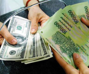 Hai nỗi lo của chính sách tiền tệ