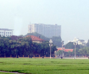 Cao ốc cạnh Lăng Bác có thuộc Khu trung tâm chính trị Ba Đình?