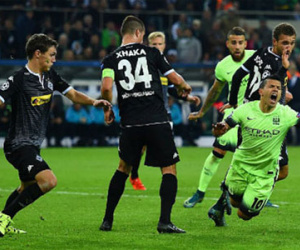 Monchengladbach 1-2 Man City: Ngược dòng phút 90